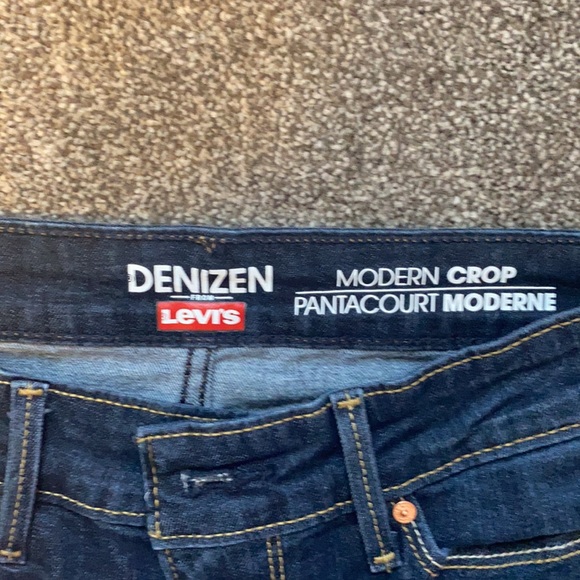 Levi Jean crops - Picture 2 of 2